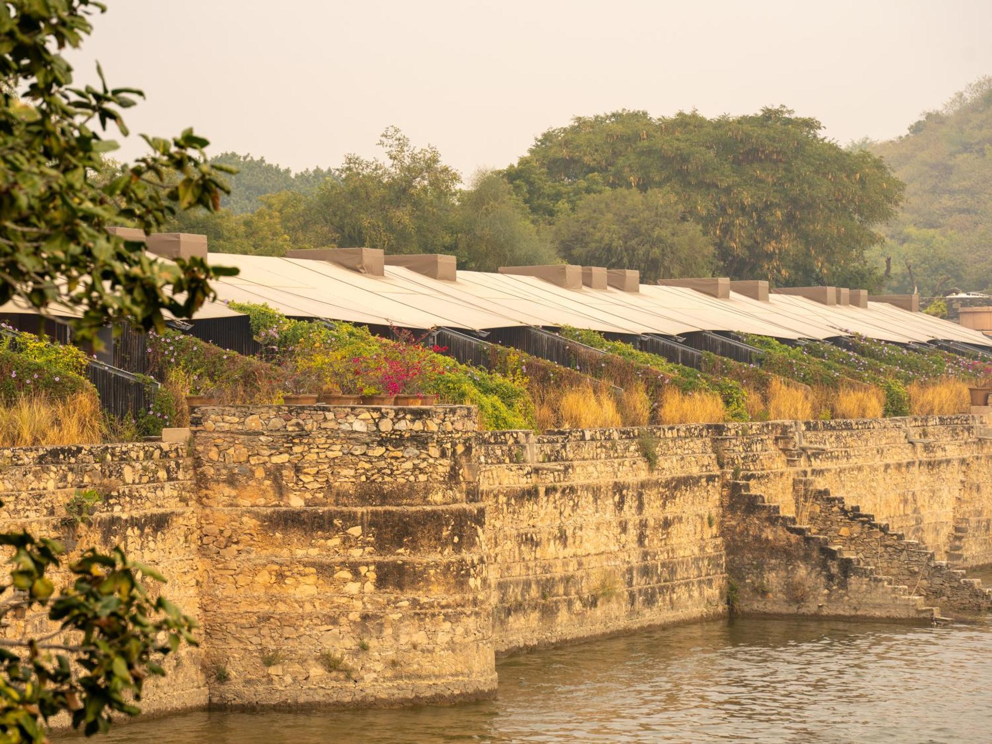 Raas Chhatrasagar, Nimaj, District Pali المظهر الخارجي الصورة